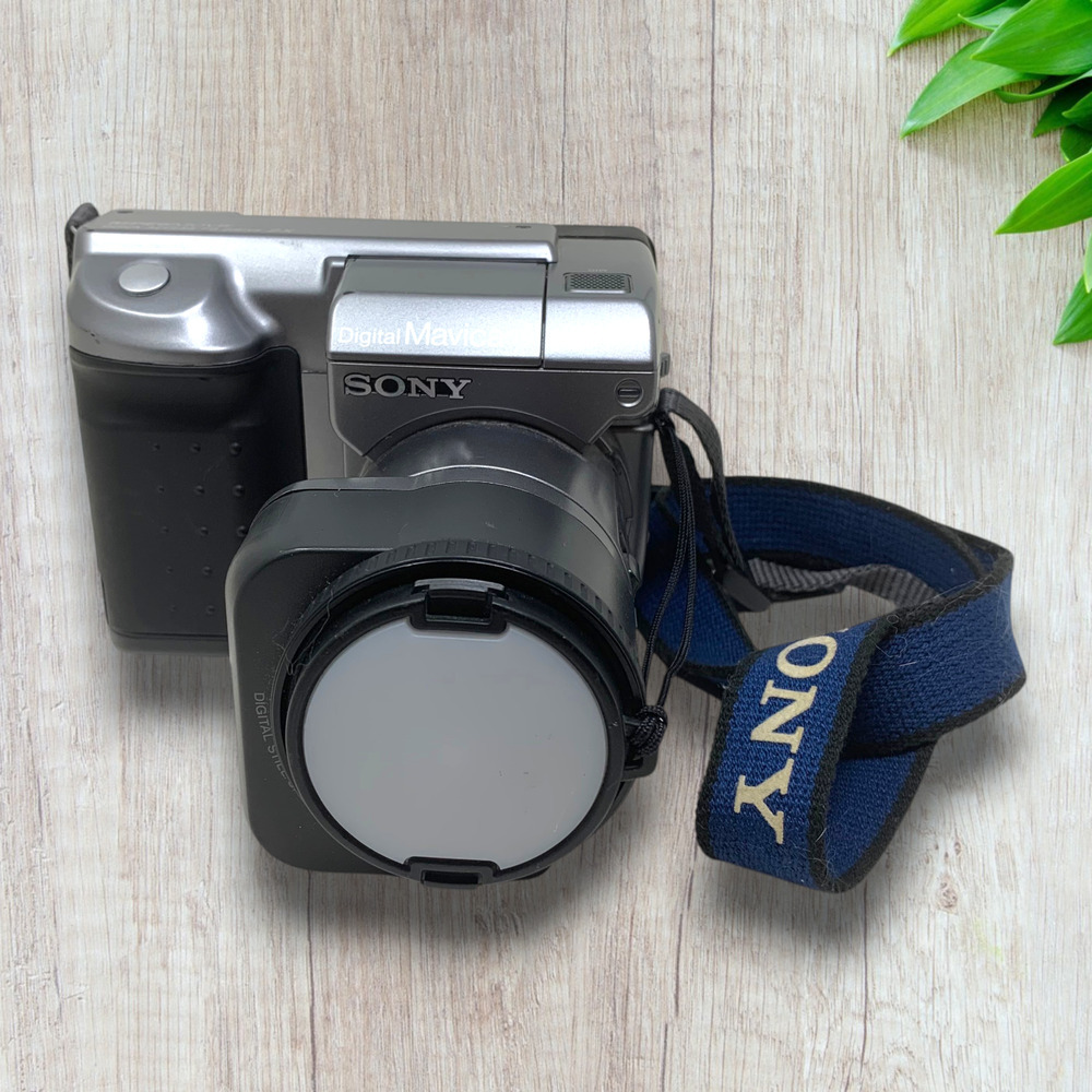 Sony Mavica MVC-FD91 Digital Floppy Disk Camera NP-F550 Battery Parts Repair